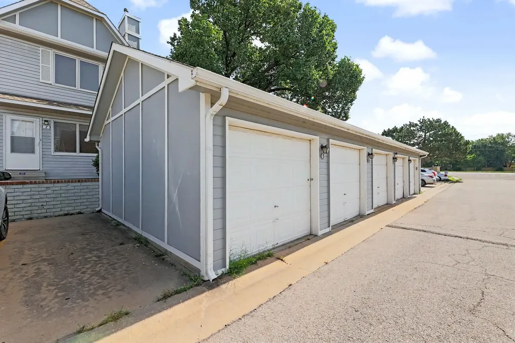 101 S Rock Road Derby KS 67037
