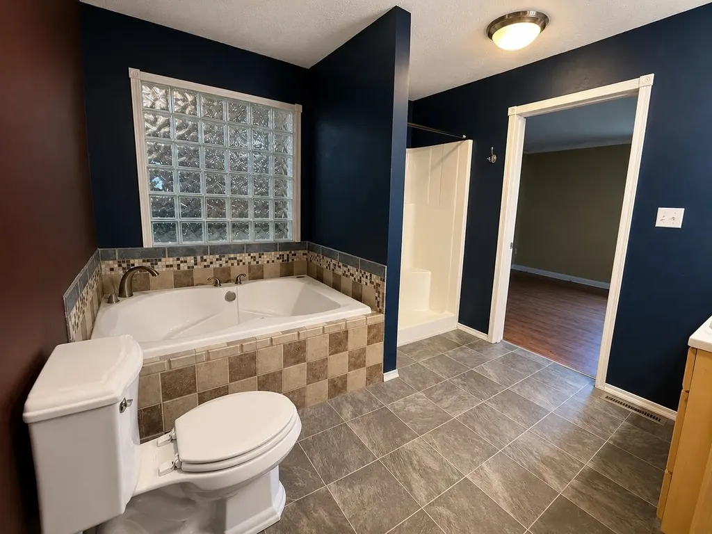 118 W 1st Avenue Caldwell KS 67022