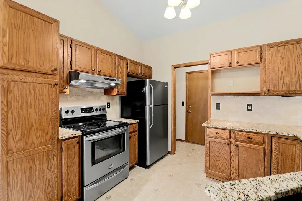 6525 E 39th Court Wichita KS 67226