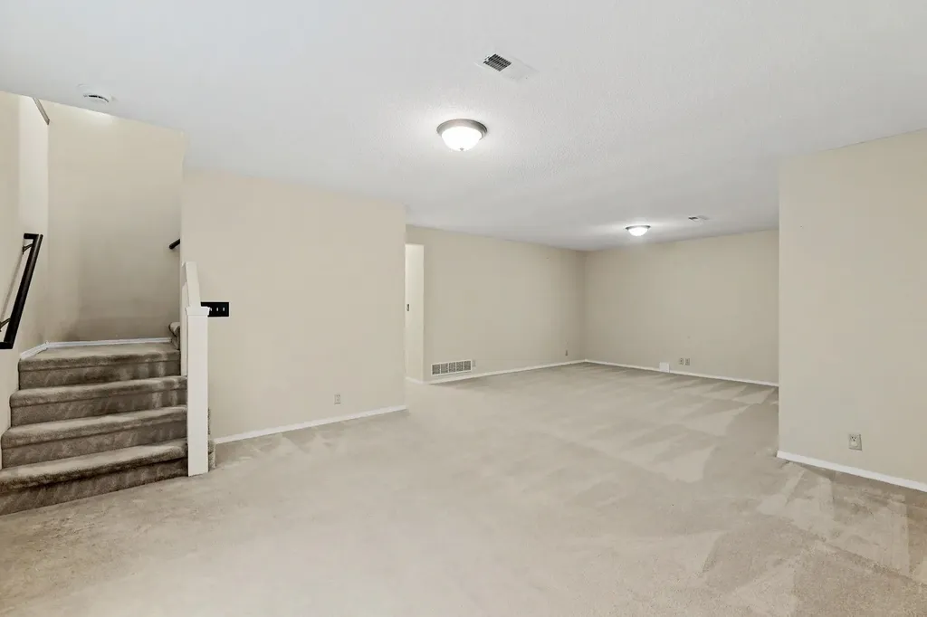 6525 E 39th Court Wichita KS 67226