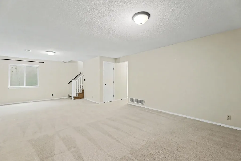 6525 E 39th Court Wichita KS 67226