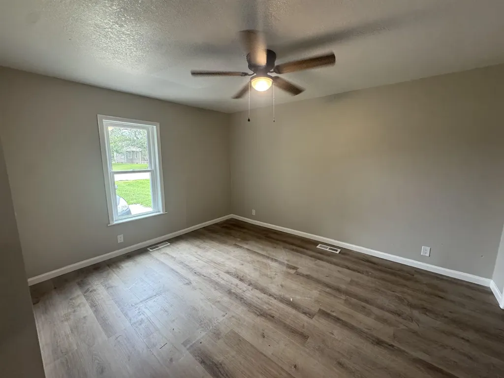 104 N Jackson Avenue Sedgwick KS 67135