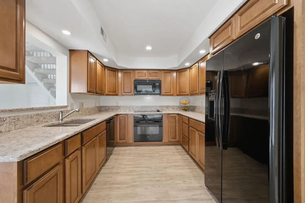 2614 N Executive Way Wichita KS 67226-1821