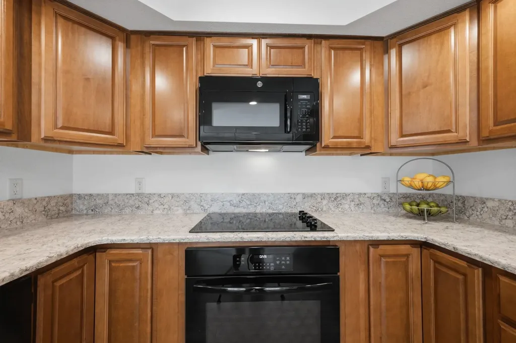 2614 N Executive Way Wichita KS 67226-1821
