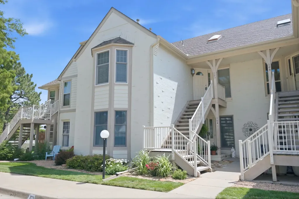 2614 N Executive Way Wichita KS 67226-1821