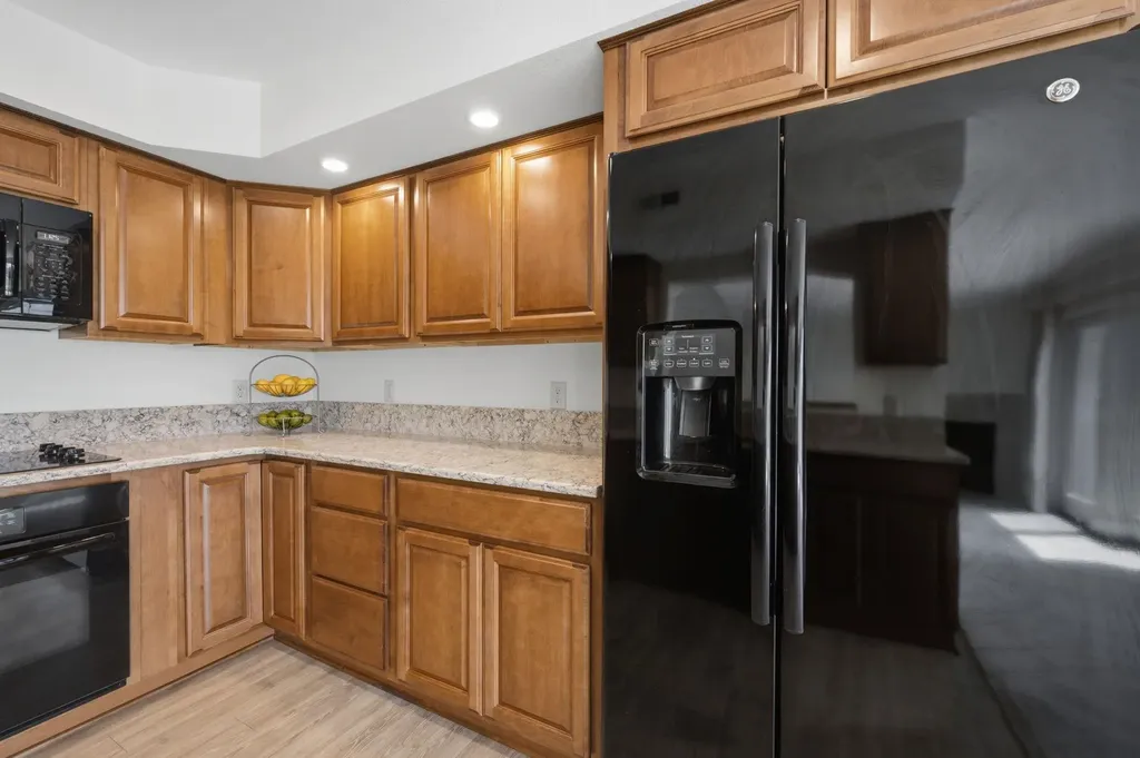 2614 N Executive Way Wichita KS 67226-1821