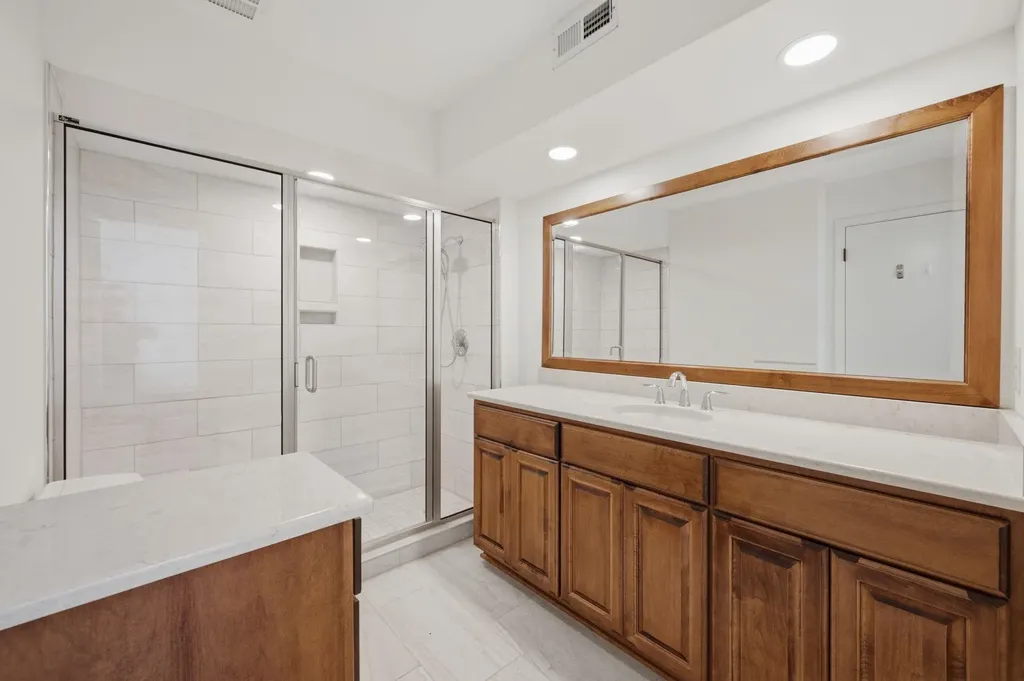 2614 N Executive Way Wichita KS 67226-1821