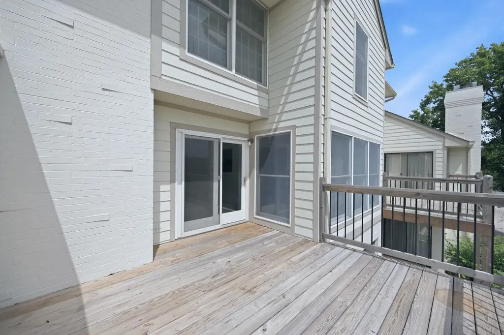 2614 N Executive Way Wichita KS 67226-1821