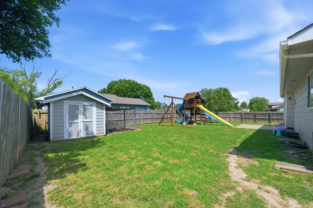 10939 W Dora Court Wichita KS 67209