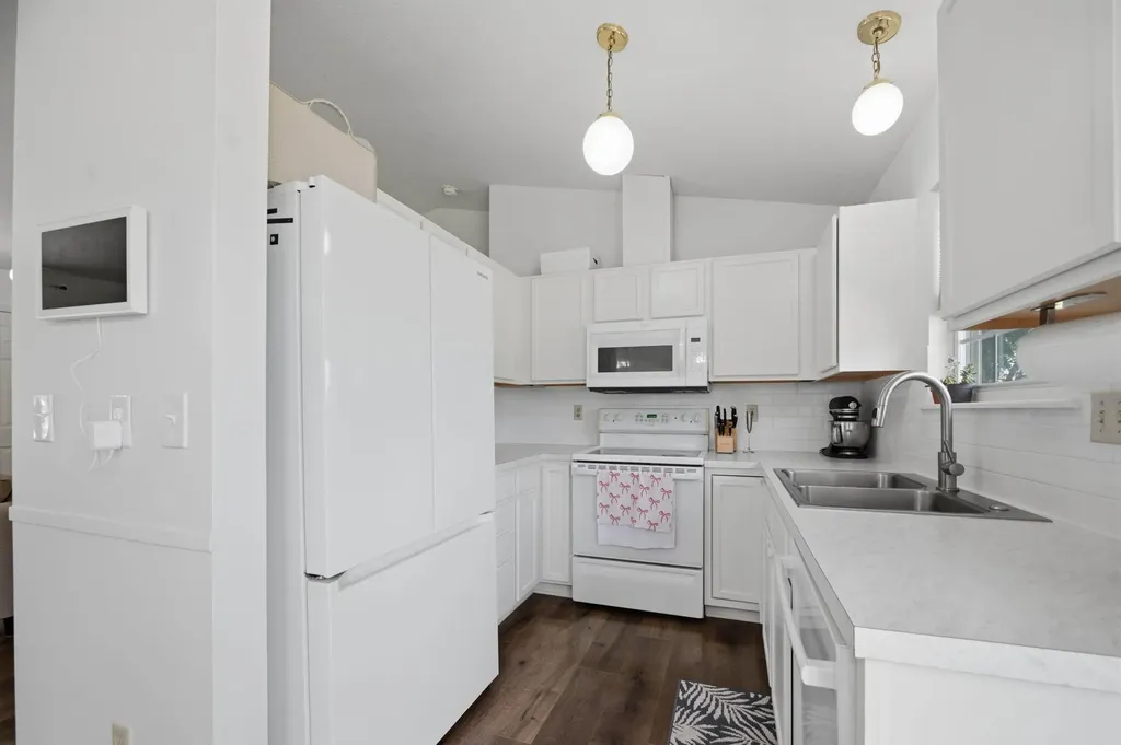 10939 W Dora Court Wichita KS 67209