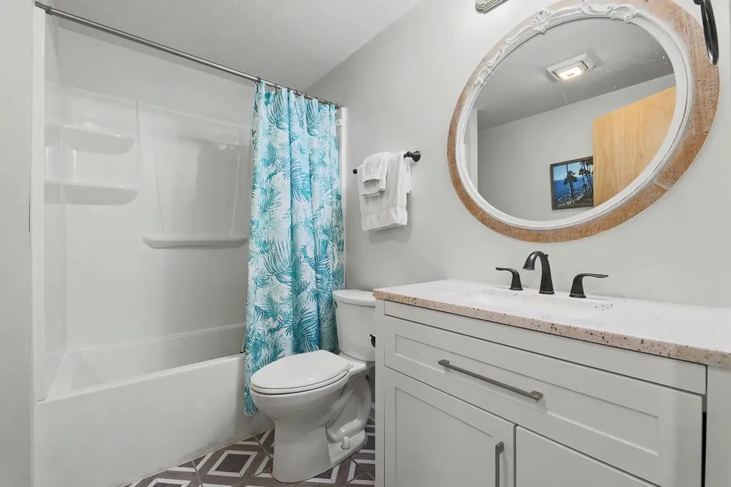 1419 E Alise Derby KS 67037