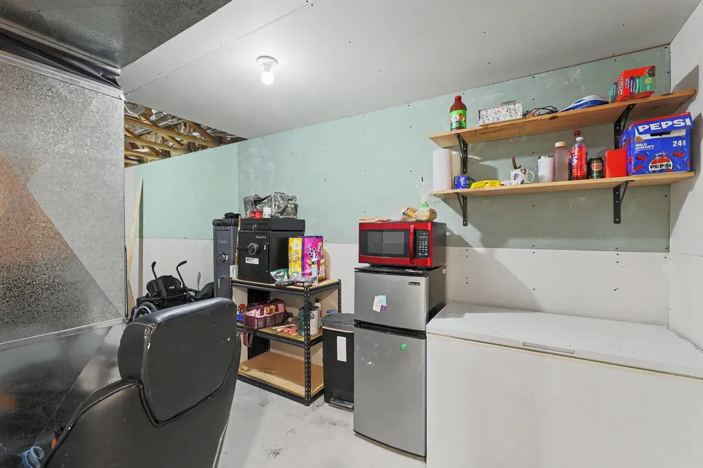 1419 E Alise Derby KS 67037
