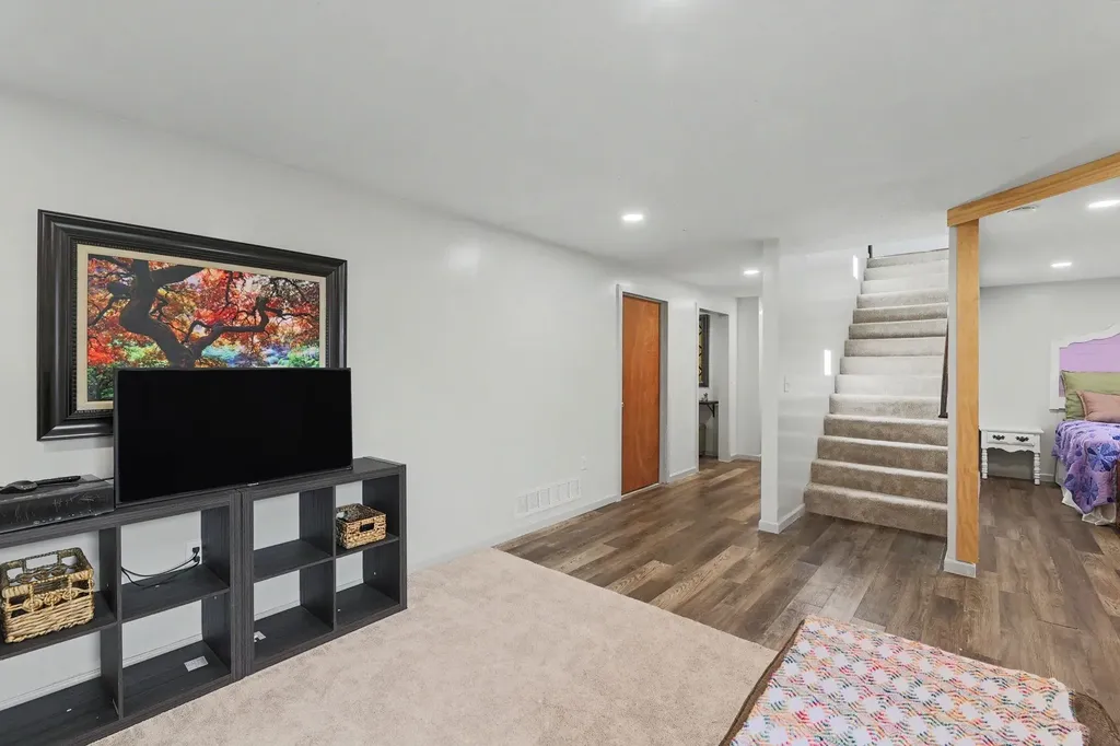 1419 E Alise Derby KS 67037