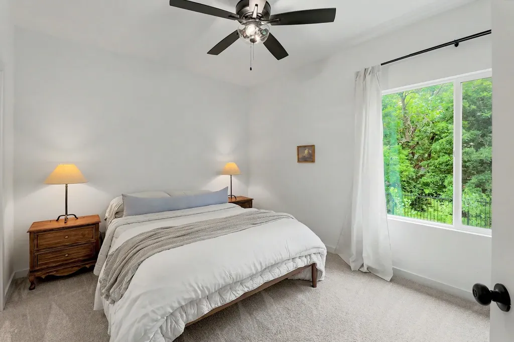 5320 N Pinecrest Street Bel Aire KS 67220
