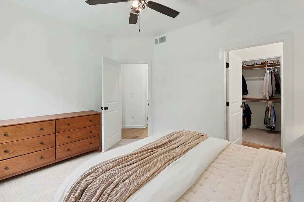 5320 N Pinecrest Street Bel Aire KS 67220