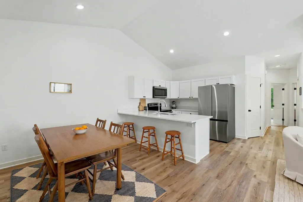 5320 N Pinecrest Street Bel Aire KS 67220