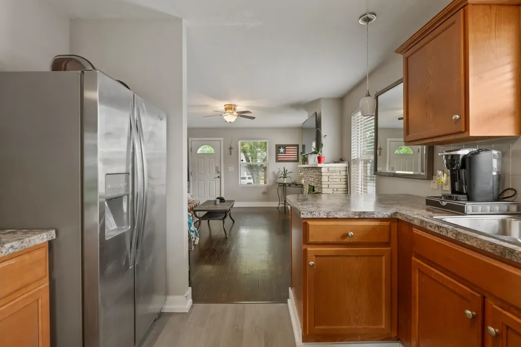 1519 S Martinson Wichita KS 67213