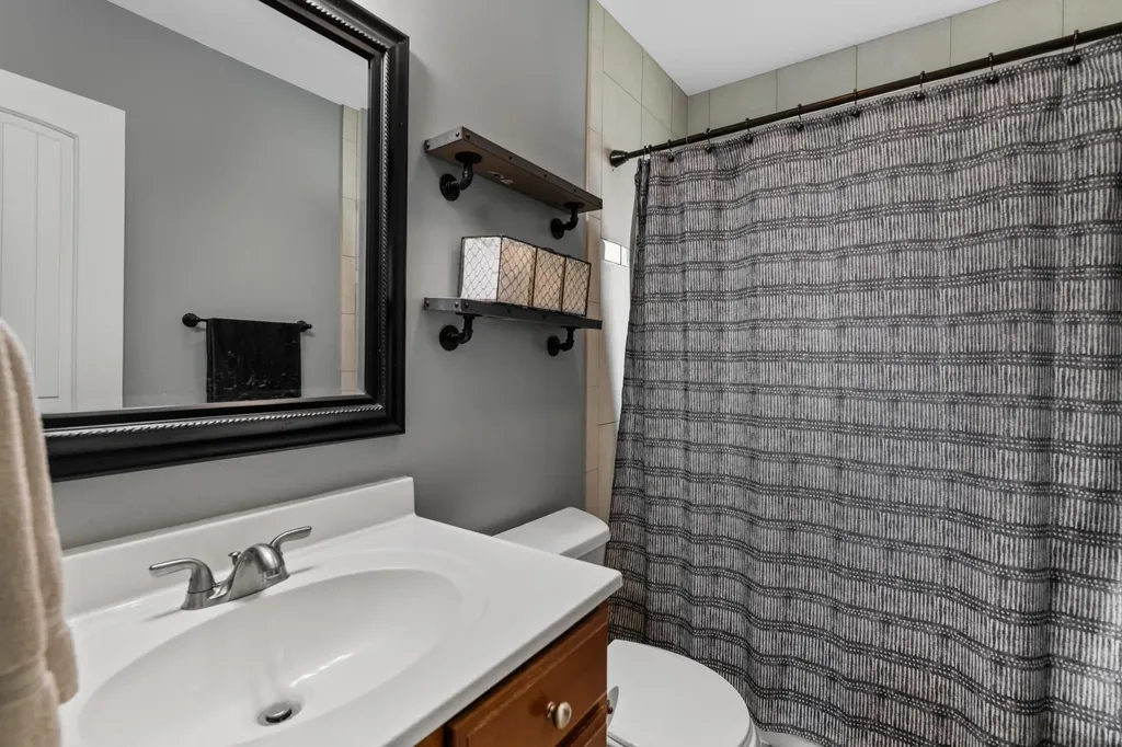 1519 S Martinson Wichita KS 67213