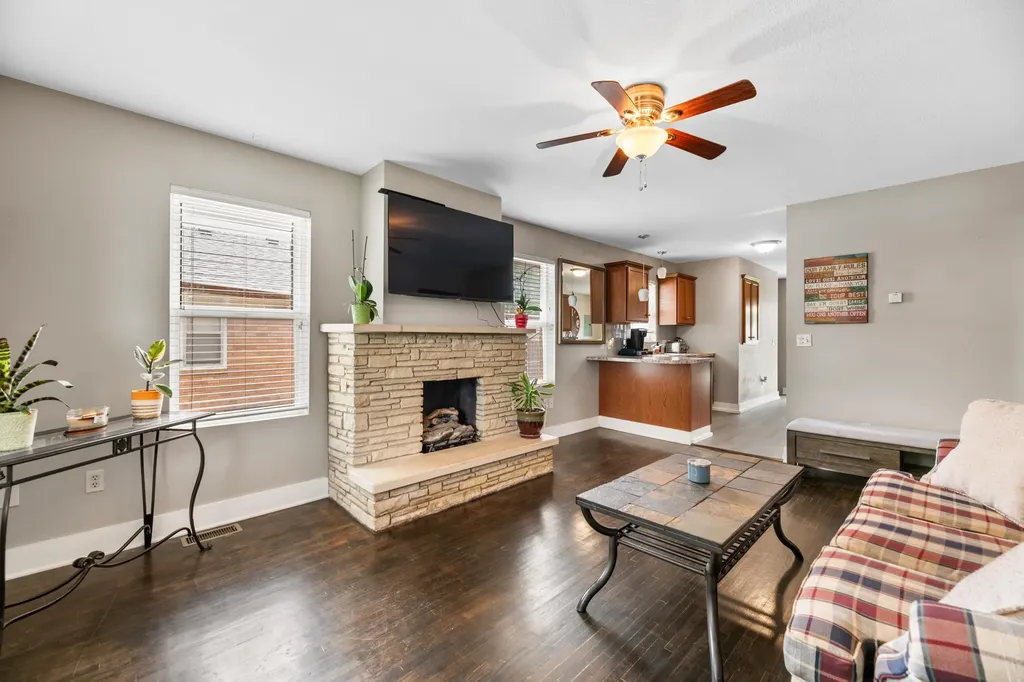 1519 S Martinson Wichita KS 67213