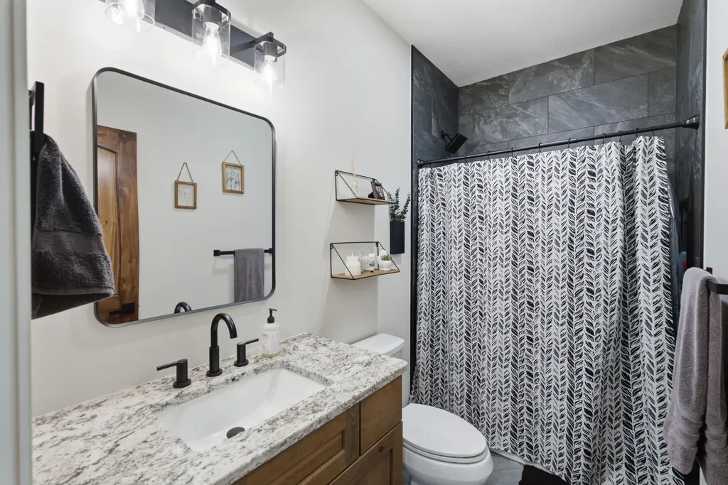 16078 E Bluff Street Cheney KS 67025