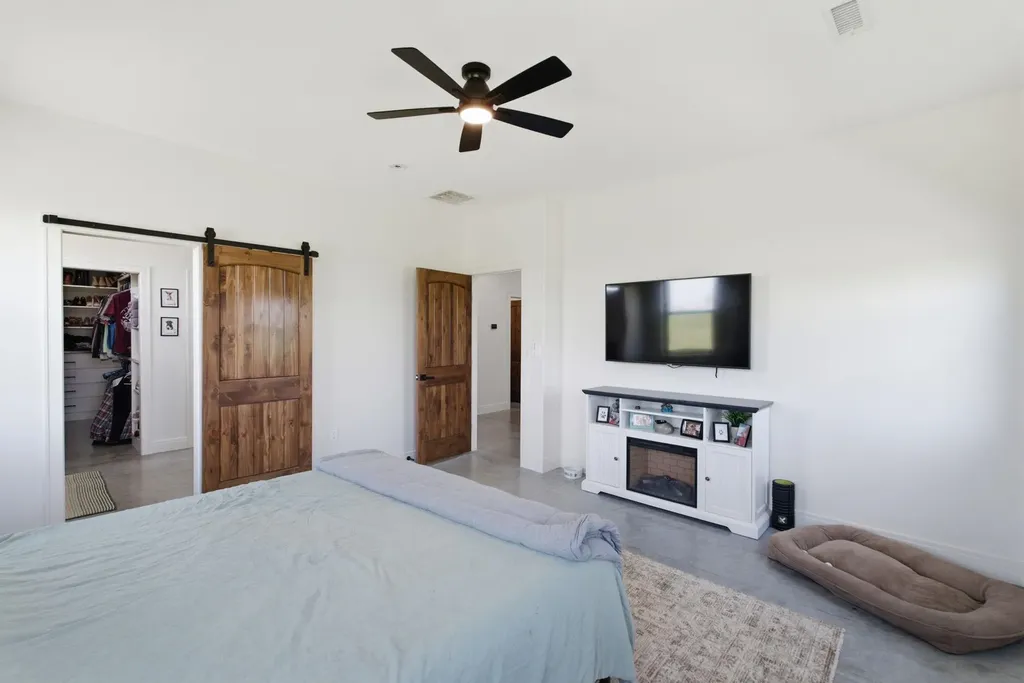 16078 E Bluff Street Cheney KS 67025