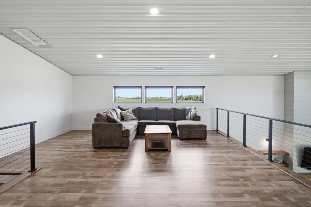 16078 E Bluff Street Cheney KS 67025