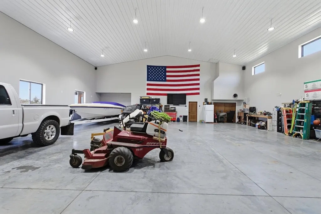 16078 E Bluff Street Cheney KS 67025