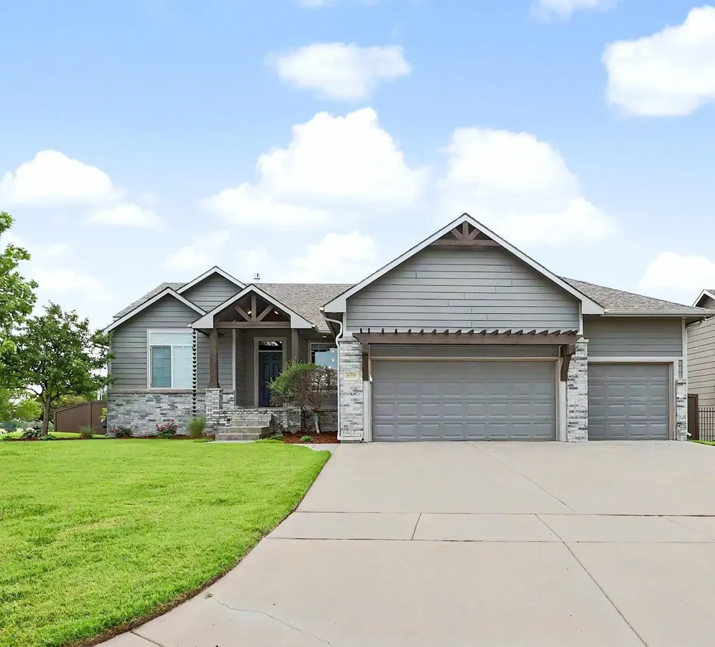12753 E 27th Court N Wichita KS 67226