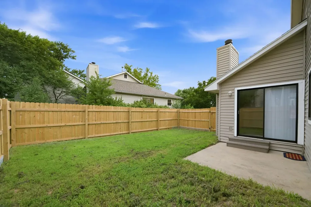 2547 S Yellowstone Court Wichita KS 67215