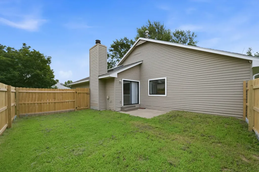 2547 S Yellowstone Court Wichita KS 67215