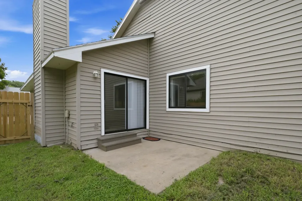 2547 S Yellowstone Court Wichita KS 67215