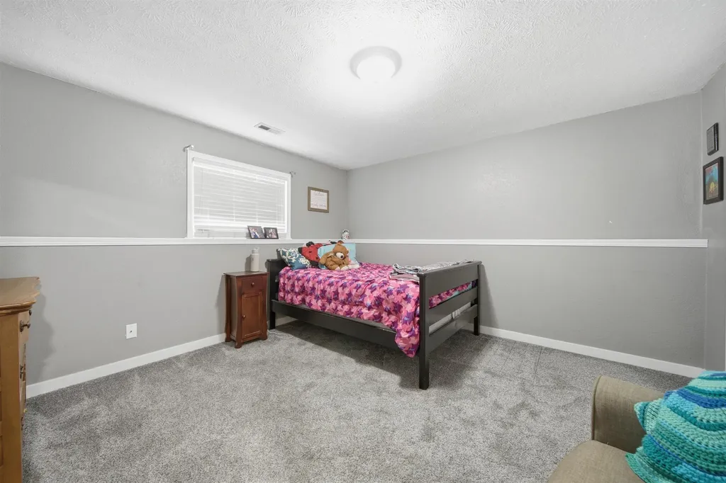 843 S Carriage Court Maize KS 67101-8909