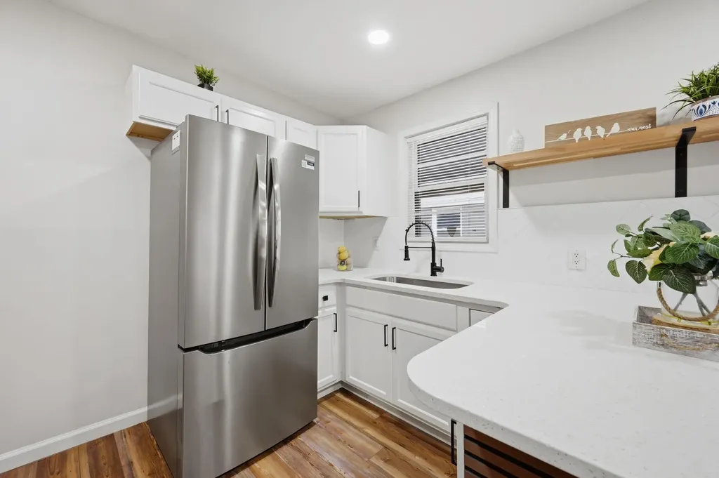 549-551 S Glendale Avenue Wichita KS 67218