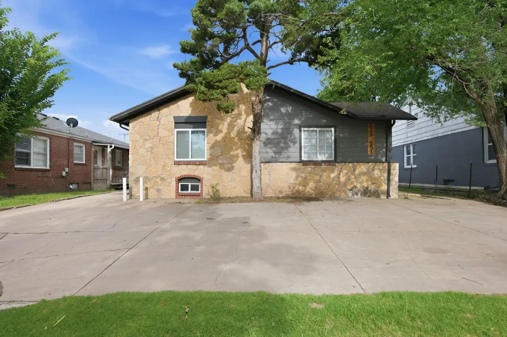 549-551 S Glendale Avenue Wichita KS 67218