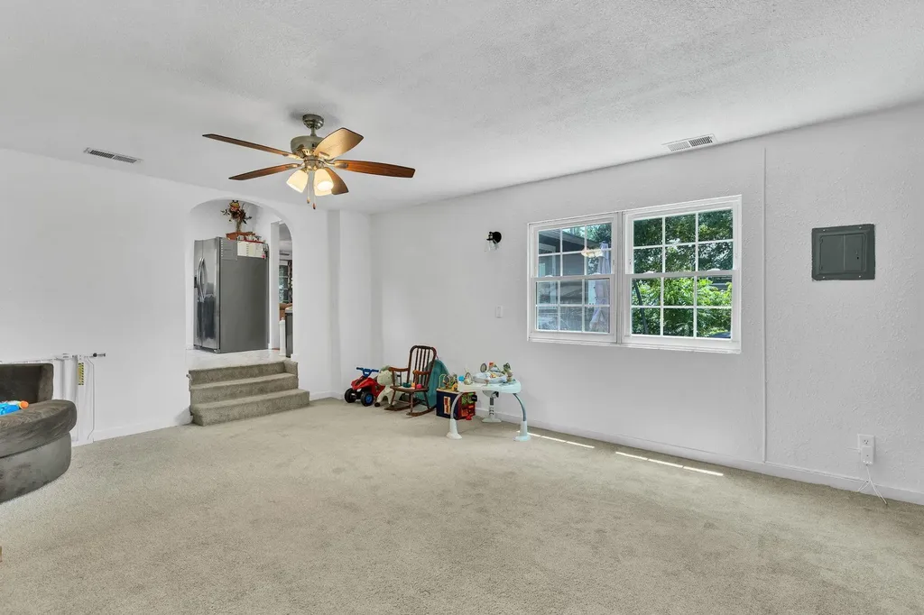 645 S Waverly Drive Wichita KS 67218