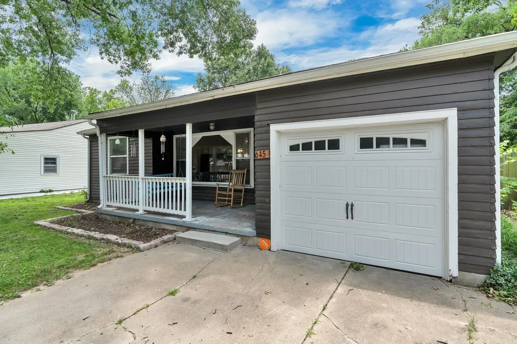 645 S Waverly Drive Wichita KS 67218