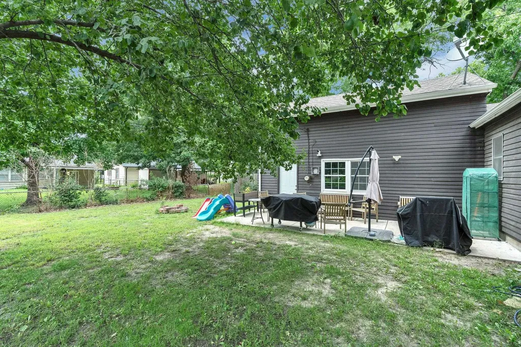 645 S Waverly Drive Wichita KS 67218