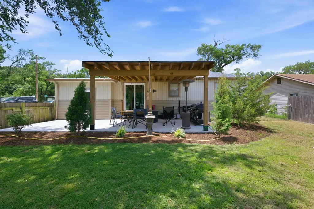 410 N Kansas Street Benton KS 67017-9001