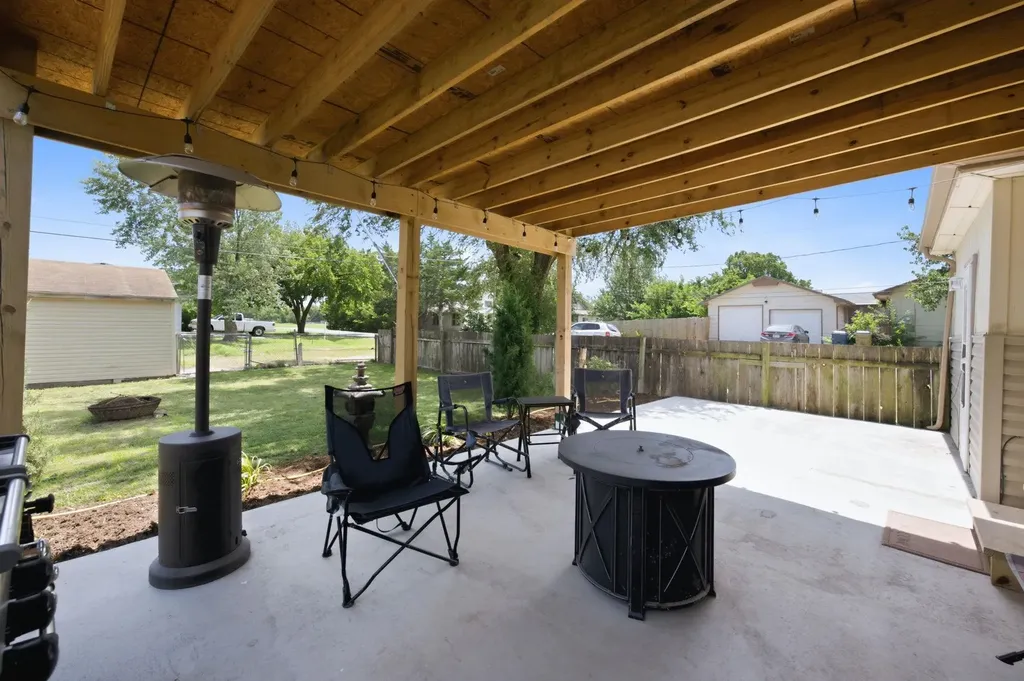 410 N Kansas Street Benton KS 67017-9001