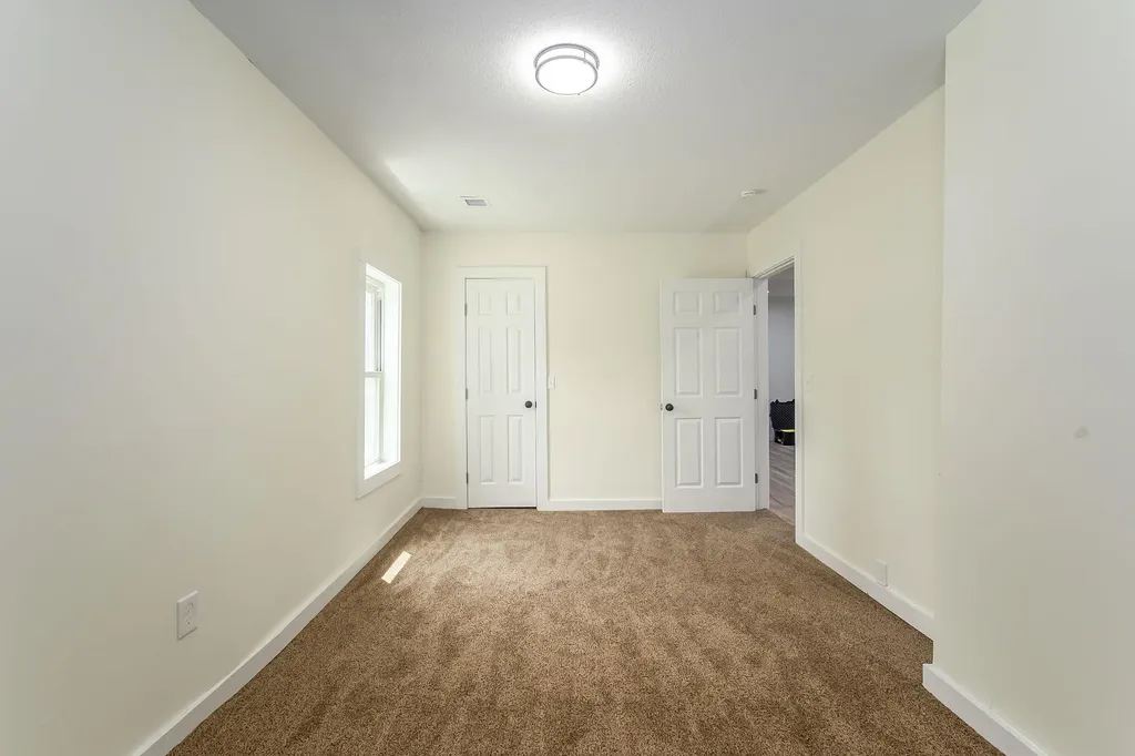 1242 N Piatt Avenue Wichita KS 67214