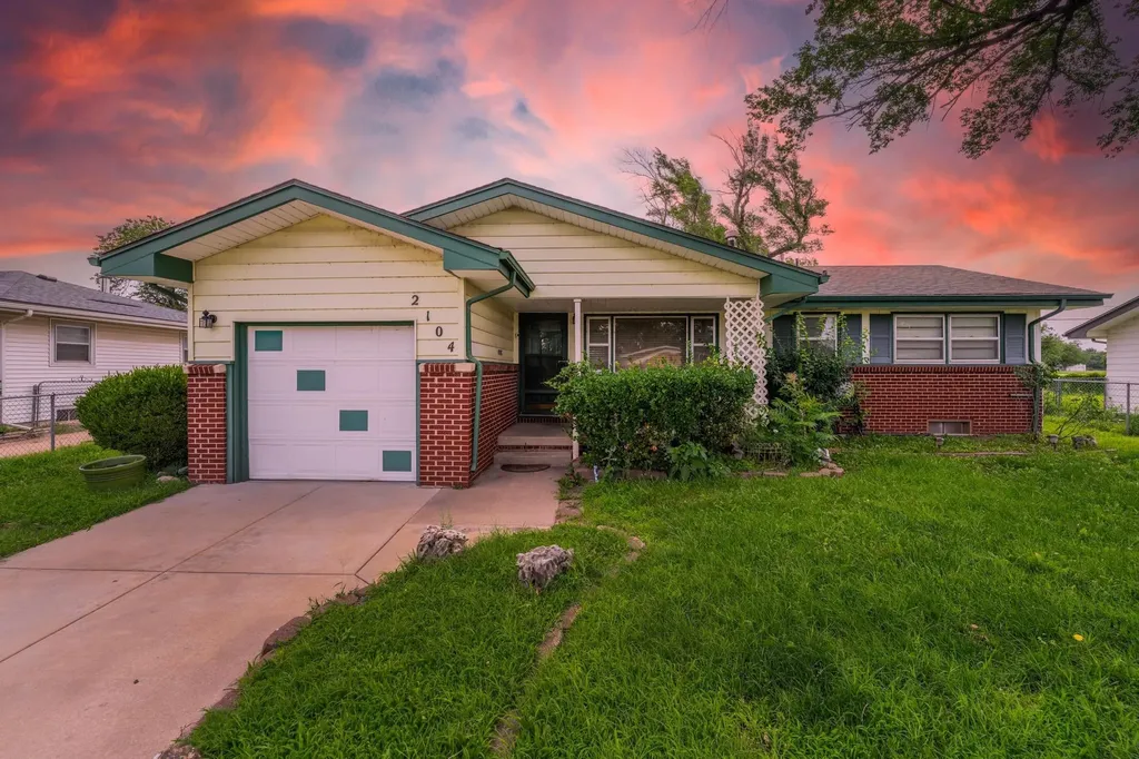 2104 S Osage Avenue Wichita KS 67213