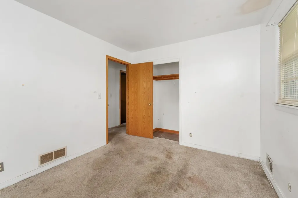 2104 S Osage Avenue Wichita KS 67213