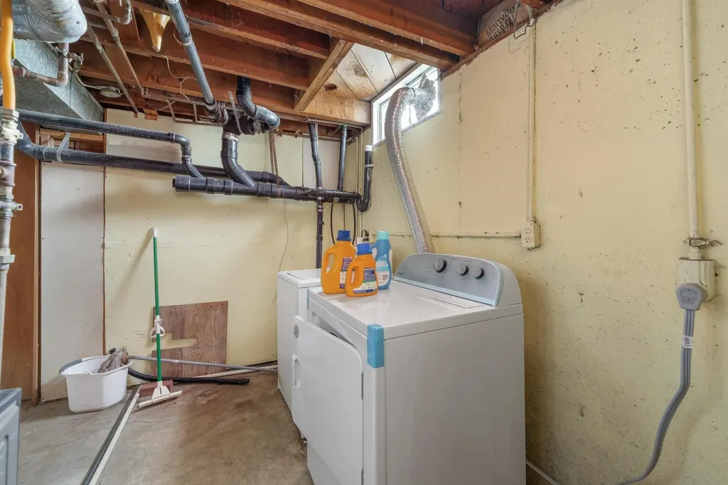2104 S Osage Avenue Wichita KS 67213