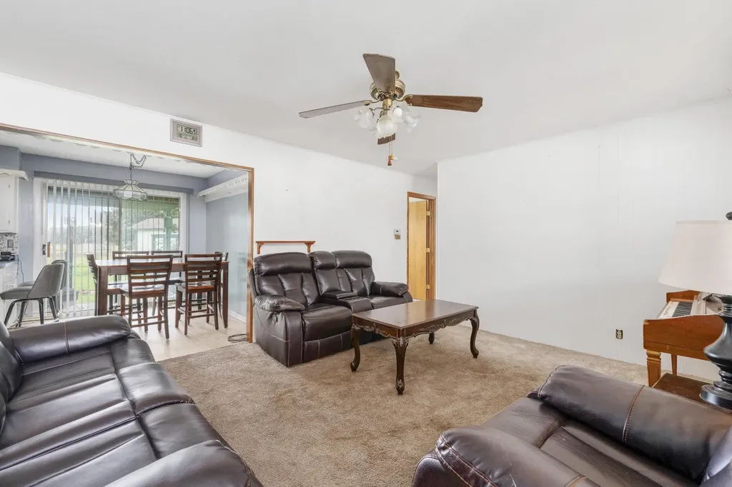 2104 S Osage Avenue Wichita KS 67213
