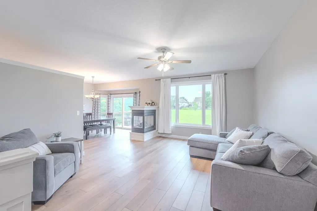 933 E Lost Hills Court Derby KS 67037