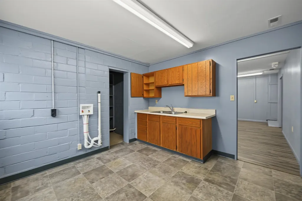 1021 S Main Street Mcpherson KS 67460