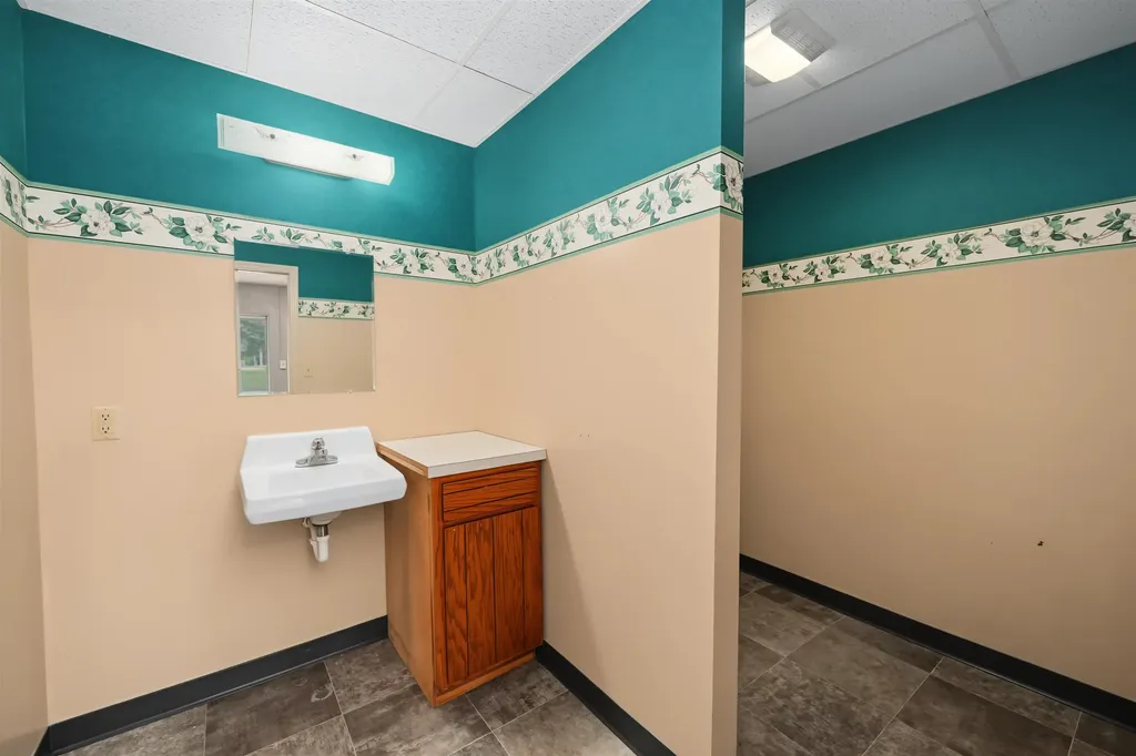 1021 S Main Street Mcpherson KS 67460
