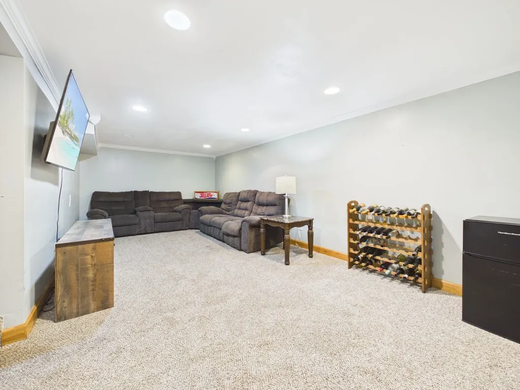 901 N Foulk Drive Belle Plaine KS 67013