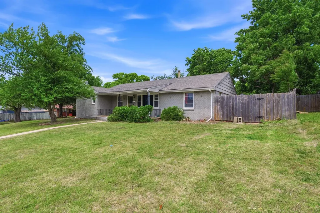 3604 E Skinner Wichita KS 67218