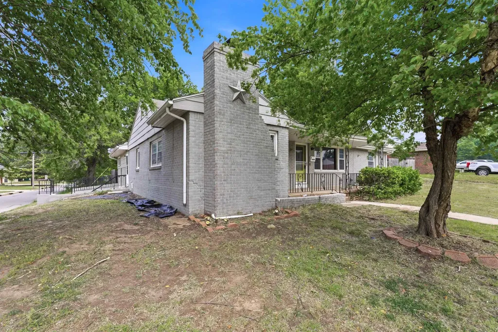 3604 E Skinner Wichita KS 67218